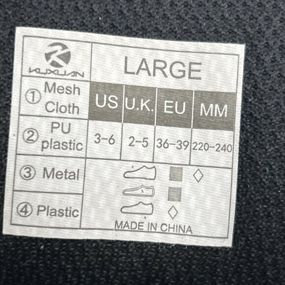 Kuxuan Adjustable Inline Skates Youth Boys Girls Size 3 to 6 with Light Up Wheel - Picture 10 of 13